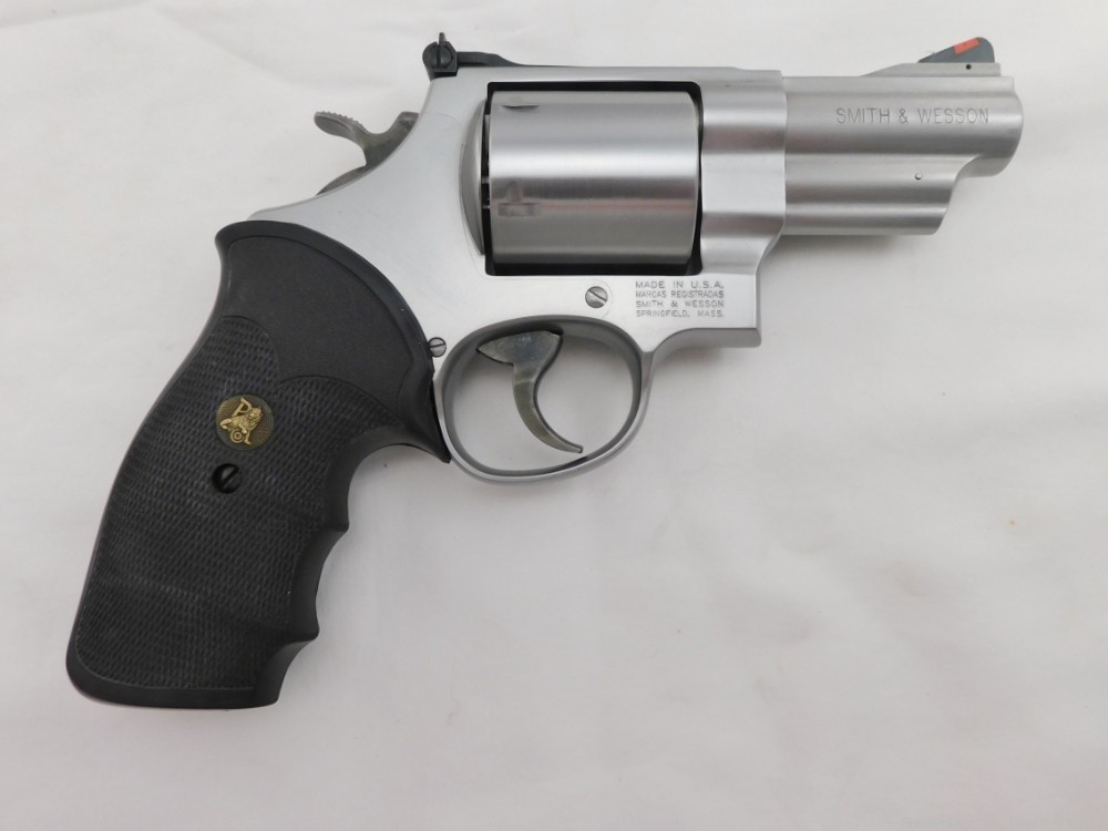 Smith Wesson 629 3 Inch Unfluted 44 Magnum-img-4