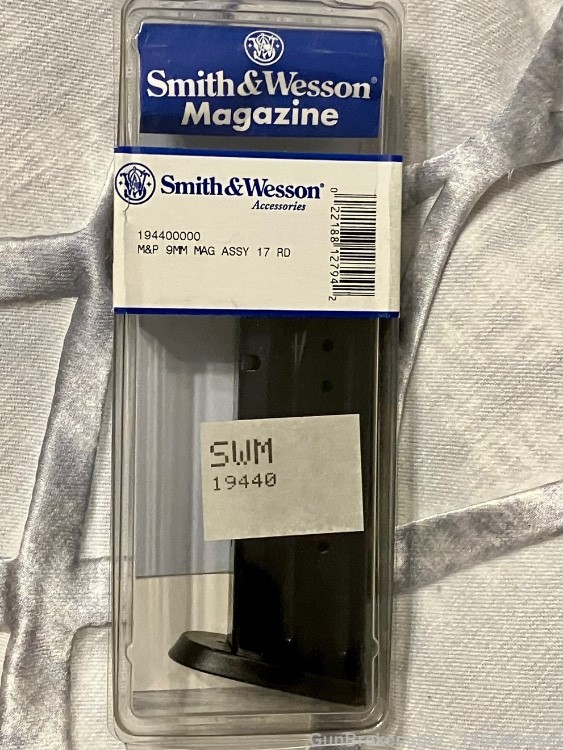 Smith & Wesson M&P9 9mm 17rd magazine sealed NIB-img-0