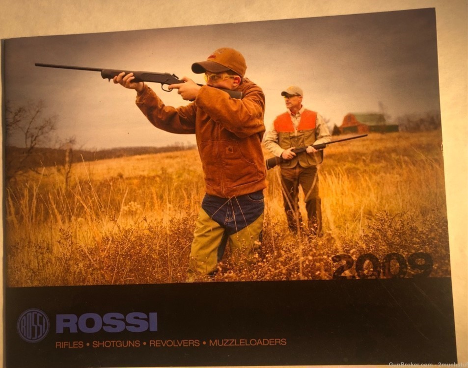 ORIGINAL 2009 ROSSI 9”x11” Rifles, Shotguns Revolvers &More 28 PAGE CATALOG-img-0