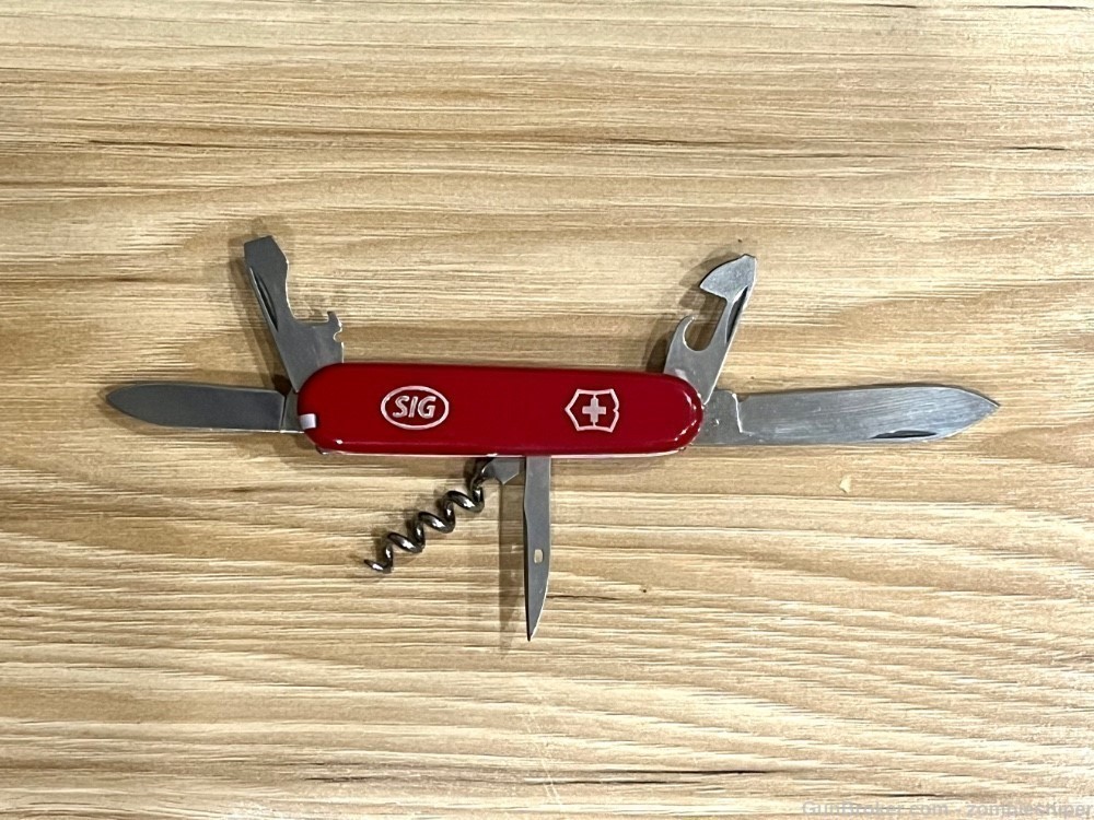 Extremely Rare Sig Victorinox Swiss Army Officer Knife!-img-4