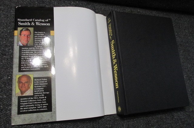 STANDARD CATALOG OF SMITH & WESSON PISTOLS-3RD EDITION-img-3