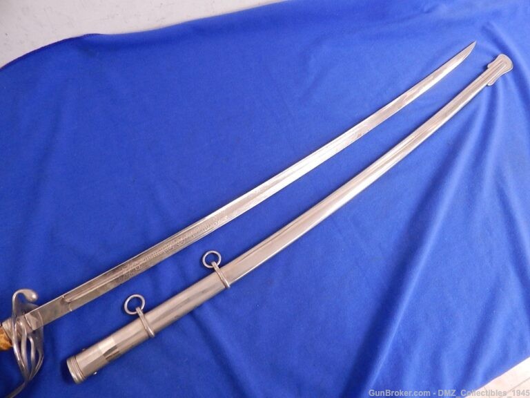 WW1 WWI Officer Sword with Scabbard (Named)-img-2