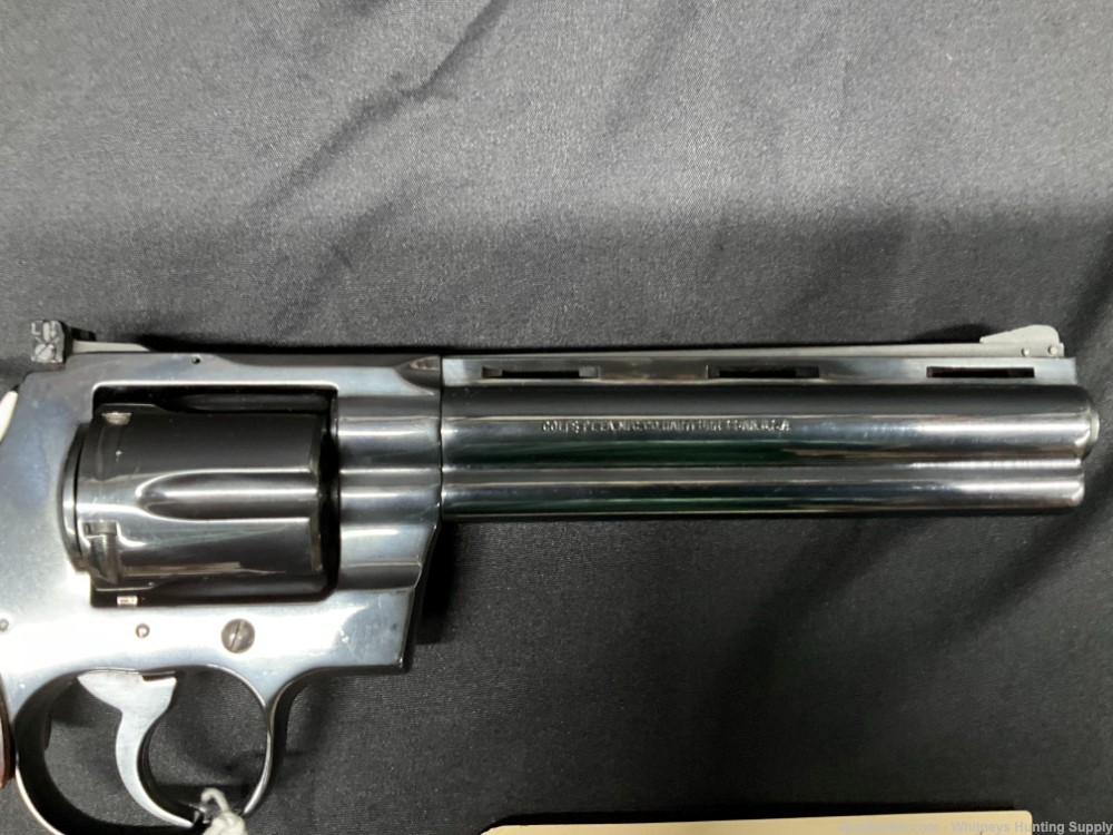 Colt Python .357 Magnum Revolver-img-10
