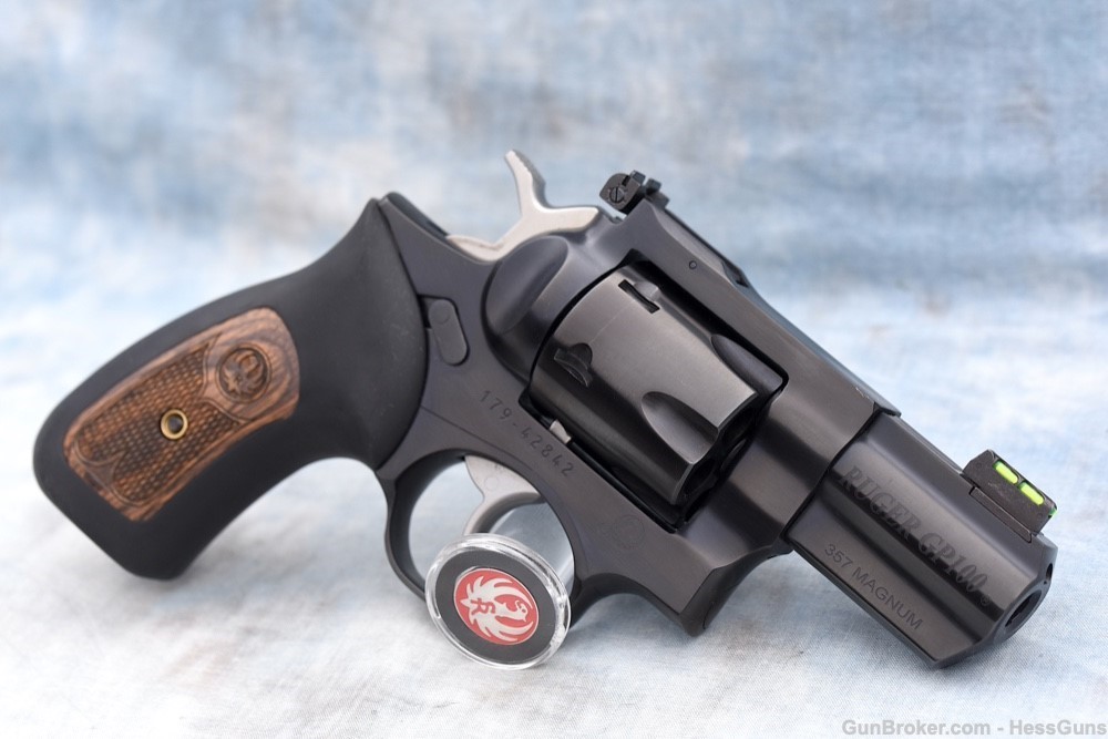 RARE NIB Ruger GP100 .357 Magnum Talo 2.5"-img-4