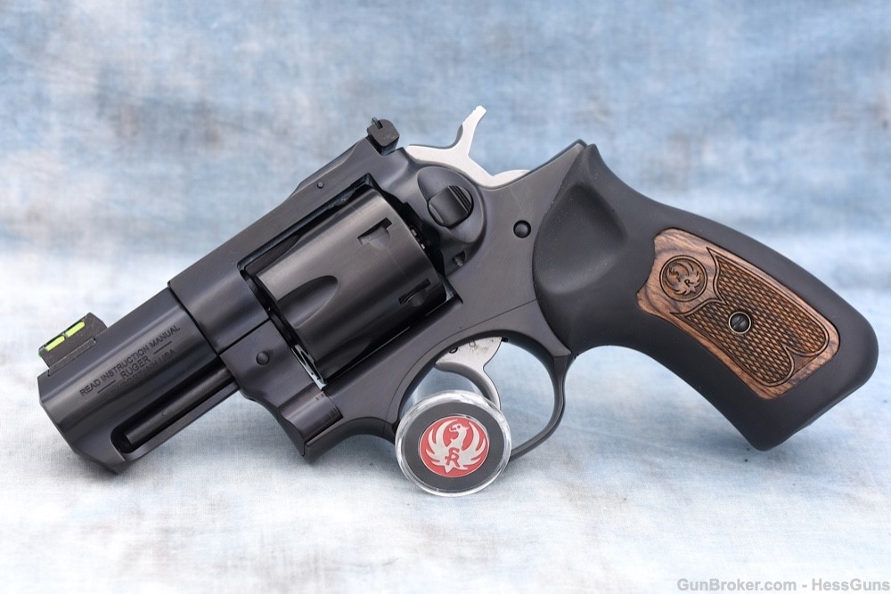 RARE NIB Ruger GP100 .357 Magnum Talo 2.5"-img-1