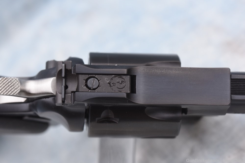 RARE NIB Ruger GP100 .357 Magnum Talo 2.5"-img-16