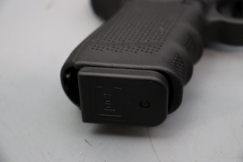 Glock 19 Gen 4 9mm 4.02" w/Box -img-17