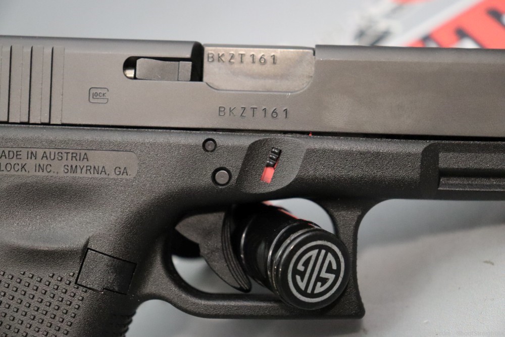 Glock 19 Gen 4 9mm 4.02" w/Box -img-10