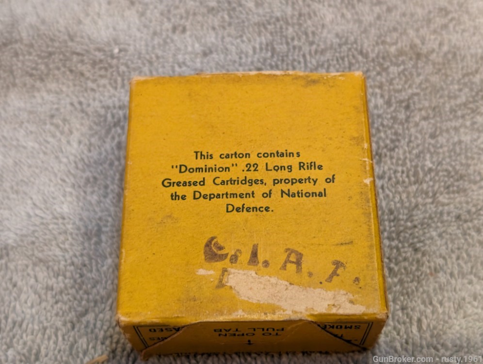 Vintage collectible 22 LR CIL Dominion Canada-img-3