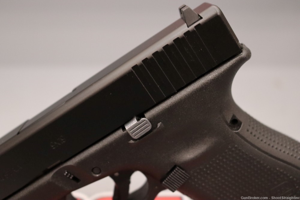 Glock G19 Gen5 9mm 4.02"bbl w/Case-img-11