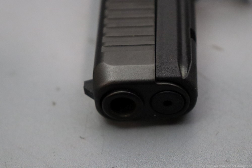 Glock 17 Gen 5 4.49" 9mm w/Case -img-8