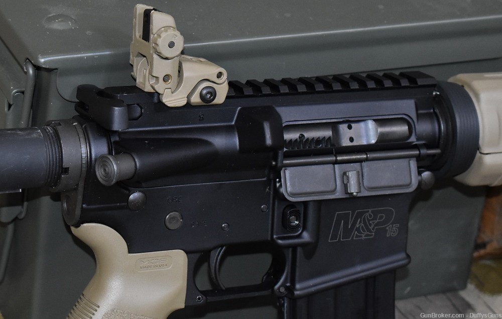 Smith & Wesson M&P-15 Rifle FDE Magpul Furniture-img-9