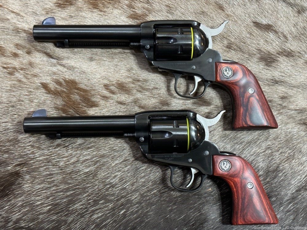NEW PAIR CONSECUTIVE SERIAL NUMBERS RUGER VAQUERO 45 COLT 5.5 BLUED-img-15