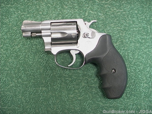 Used Smith and Wesson Model 60-img-1