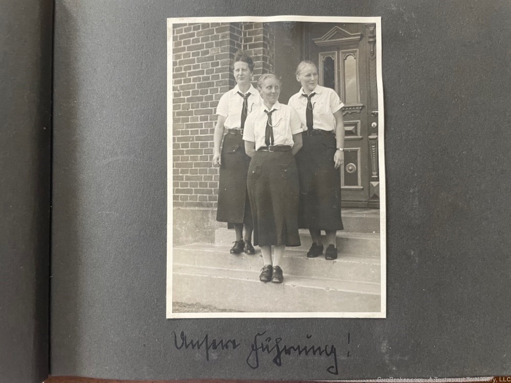 WWII GERMAN- H*TLER YOUTH FEMALE BDM GERMAN GIRLS- PHOTO ALBUM GROUPING WW2-img-25