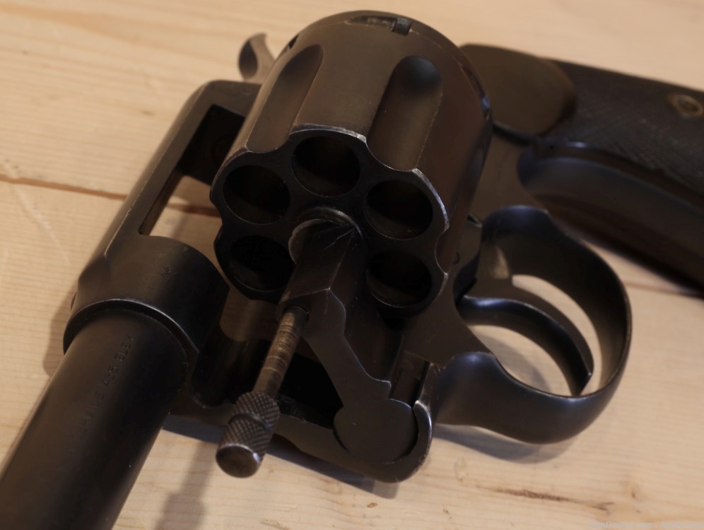 Colt New Service Revolver 1916 .445 Eley-img-11