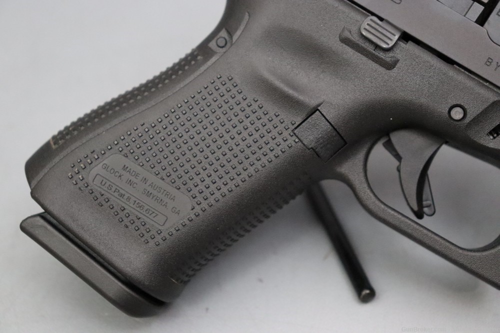 Glock 19 Gen5 9mm 4" w/Box-img-8