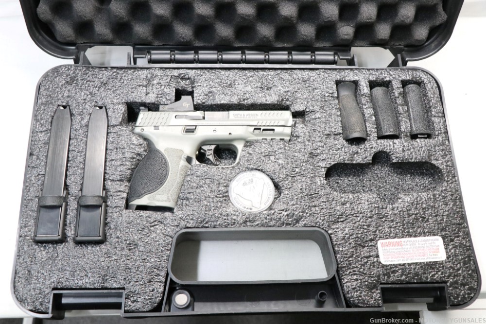 Smith & Wesson M&P9 M2.0 - 9mm Semi-Automatic Pistol 4"-img-14