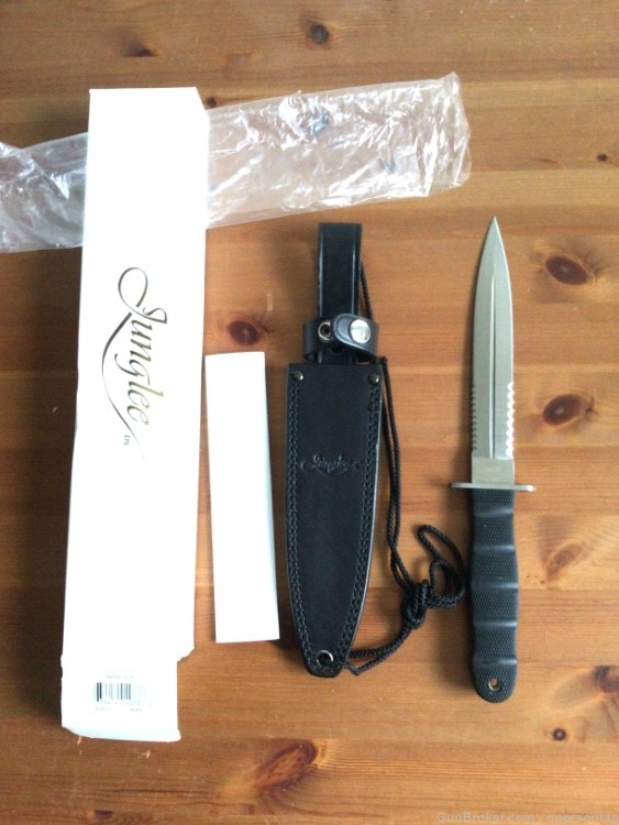 Junglee Waterloo Seki, Japan made Stiletto Fighting Knife-img-0