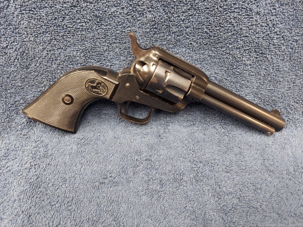 COLT'S MANUFACTURING SINGLE ACTION FRONTIER SCOUT REVOLVER .22LR  (1961)-img-1