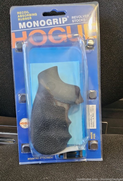Hogue Monogrip New in Original Blister Pack for Colt "D" frame-img-0