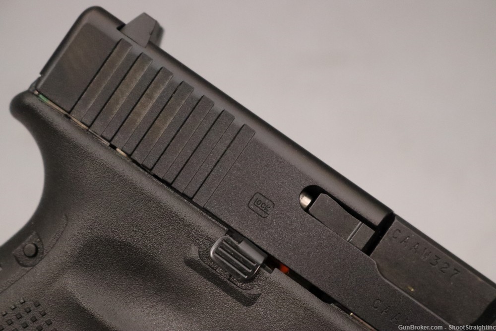 Glock G19 Gen5 9mm 4.02" w/ Case - Austrian Made --img-11