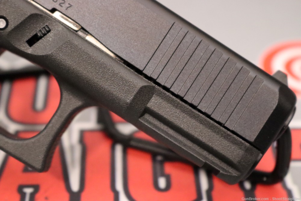 Glock G19 Gen5 9mm 4.02" w/ Case - Austrian Made --img-14