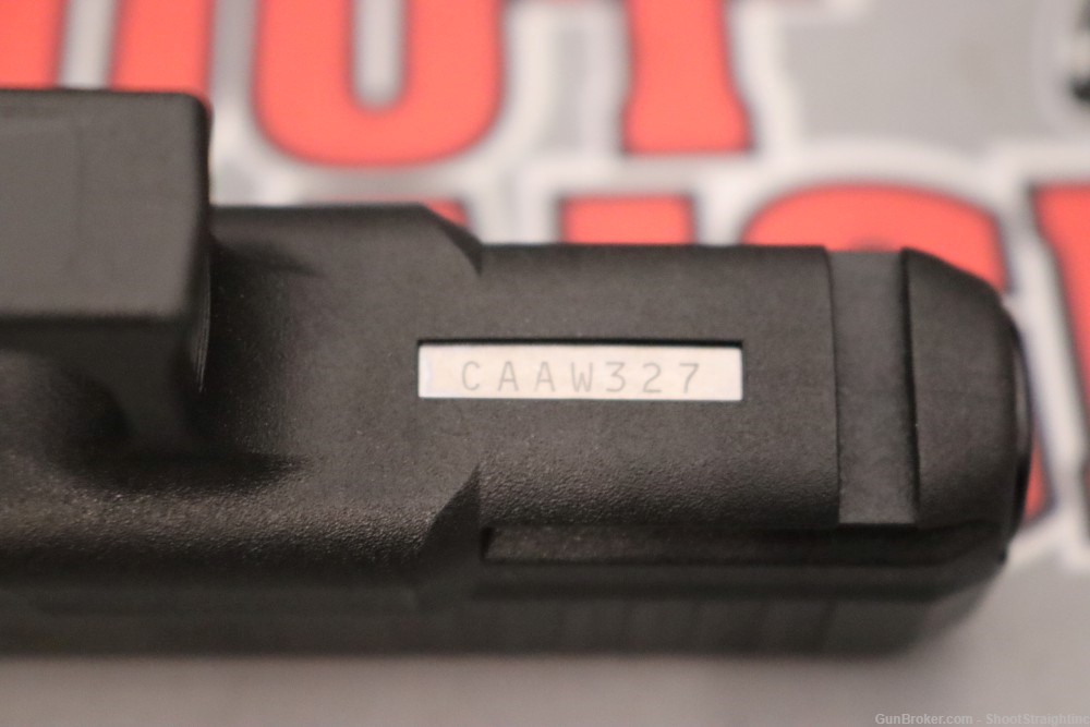 Glock G19 Gen5 9mm 4.02" w/ Case - Austrian Made --img-16