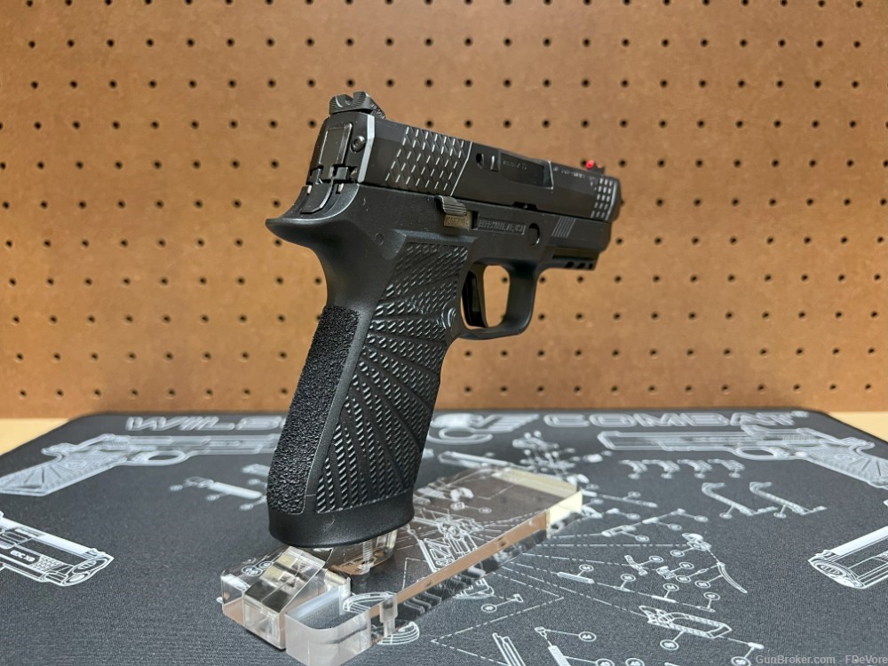Wilson Combat / Sig Sauer WCP320 Carry 9mm w/Grayguns Action-img-2