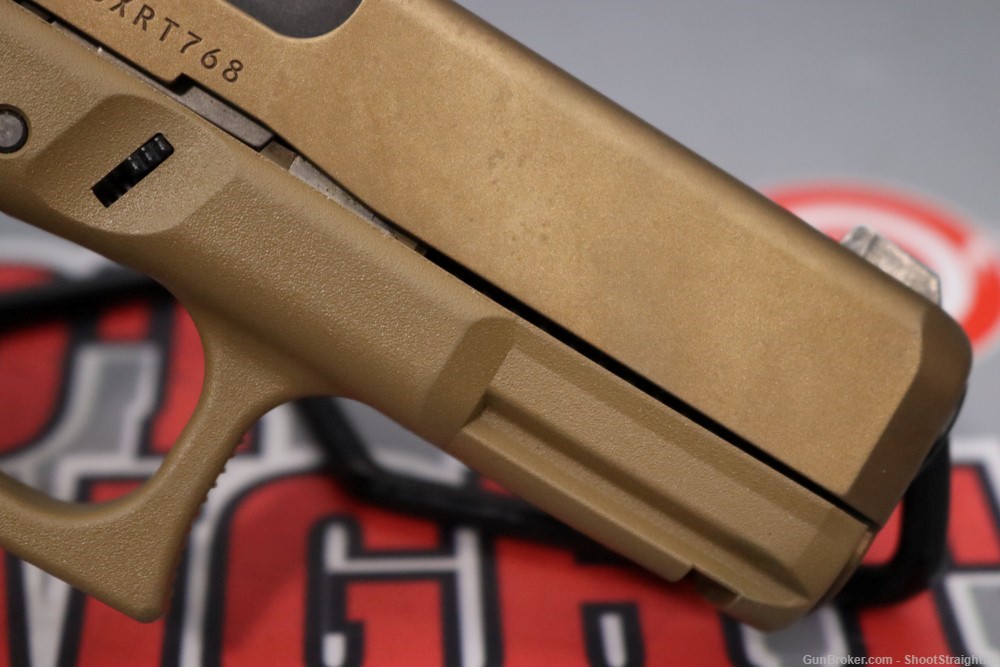 Glock G19X 9mm 4.02" w/ Case - Austrian Made - -img-13