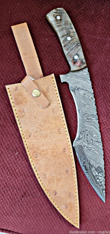 Damascus STYLIZED TANTO DESIGN knife -img-1