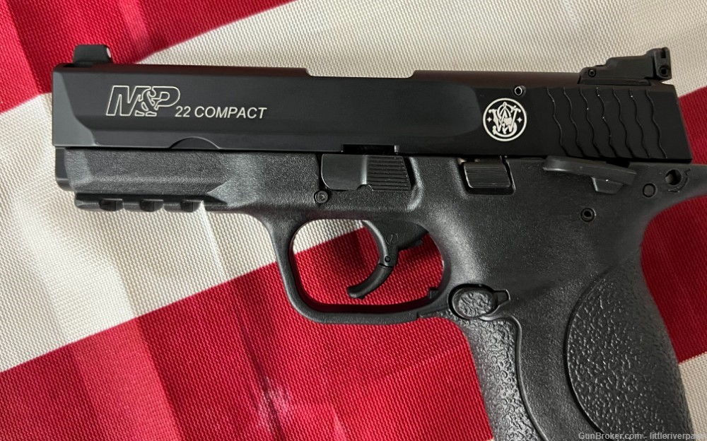 Smith & Wesson M&P 22 Compact -img-9
