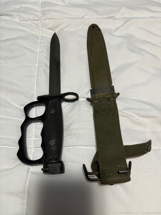 Ar 15  m16 M7 bayonet w knuckles and scabbard -img-5