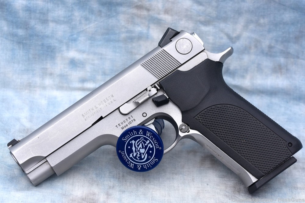 Smith & Wesson 1076 10mm w/ Historical Letter-img-1