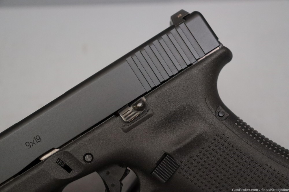 Glock 17 Gen5 9mm 4.49" w/Box-img-3