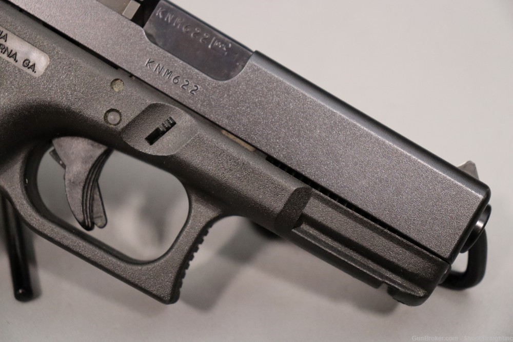 Glock 19 Gen3 9mm 4" w/Box-img-6