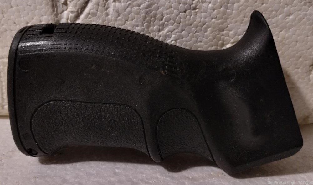 FAB-Defense Black Polymer AK-47 Grips Half New Retail-img-0