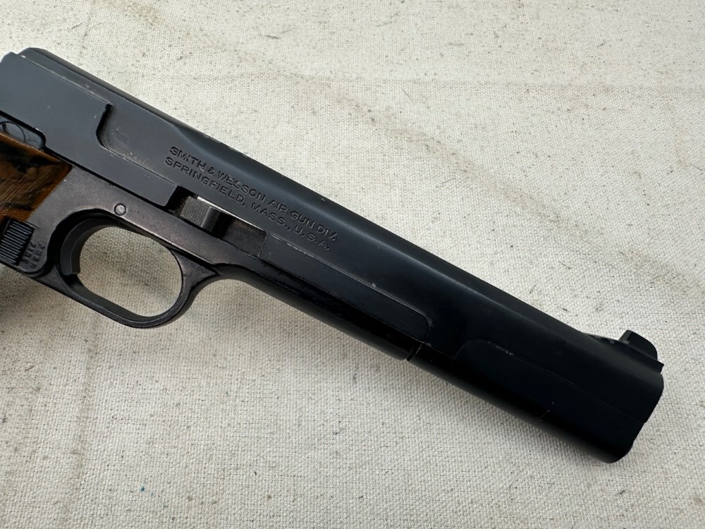 Smith & Wesson Model 78G CO2 Pistol .22 Cal. -img-8