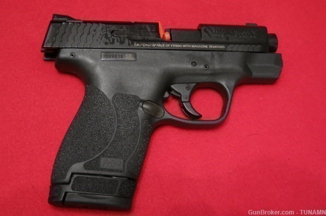 Smith&Wesson M&P Shield M 2.0 In 40 S&W Two Mags Compact 3"BBL New In Box -img-1