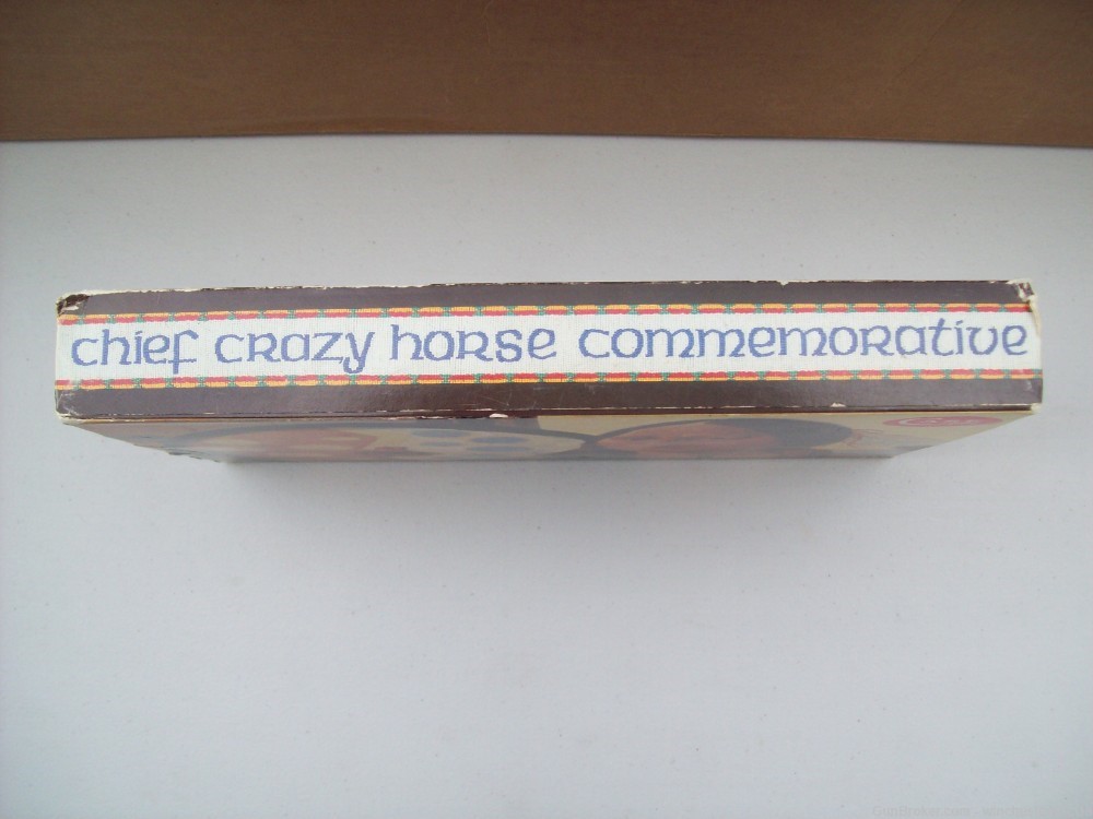 CASE COMMEMORATIVE CHIEF CRAZY HORSE KNIFE-img-4