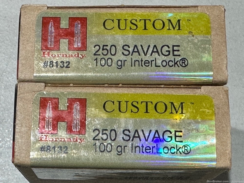 40 rounds of Hornady 250 Savage 100 grain InterLock brass cased rifle ammo-img-0