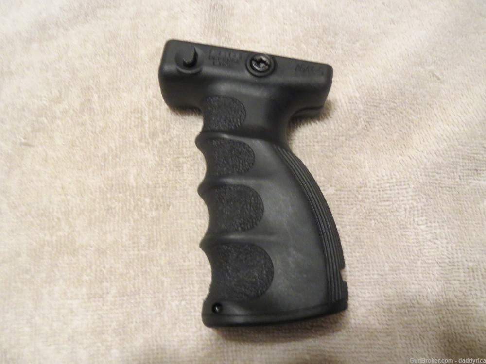 FAB DEFENSE AG-44S Quick Release Ergonomic Foregrip-img-0