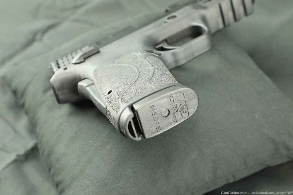Smith & Wesson S&W M&P9 Shield EZ M2.0 9mm 3.68” Pistol w/ 3 Magazines-img-30