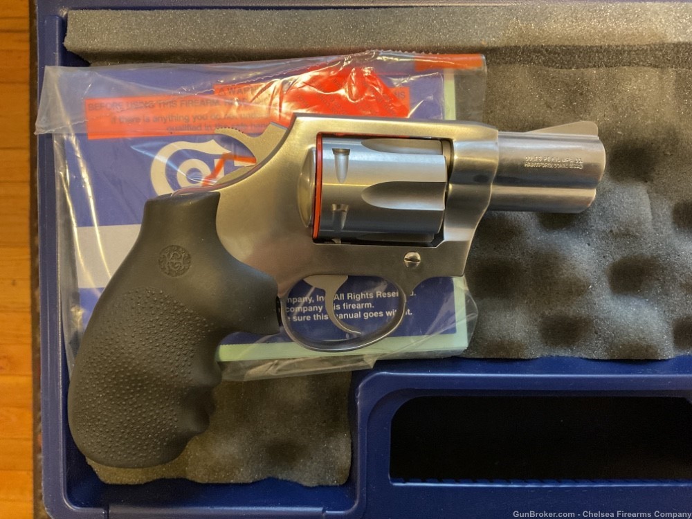 Colt Magnum Carry, 357mag, 2” Brl, Stainless Steel 6-shot, like new in box-img-1