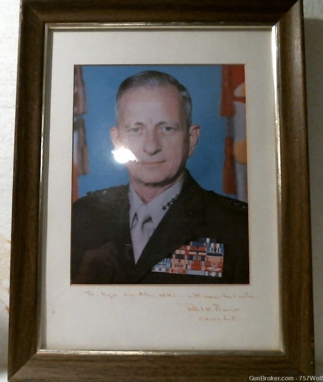 Signed Photo Gen. Robert. H. Barrow USMC Commandant Hero Of 3 Wars-img-0