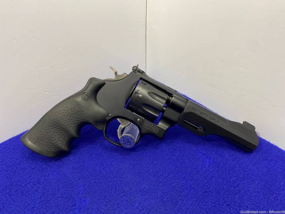 Smith Wesson 327 TRR8 .357mag *PERFORMANCE CENTER TACTICAL RESPONSE 8-SHOT*-img-19