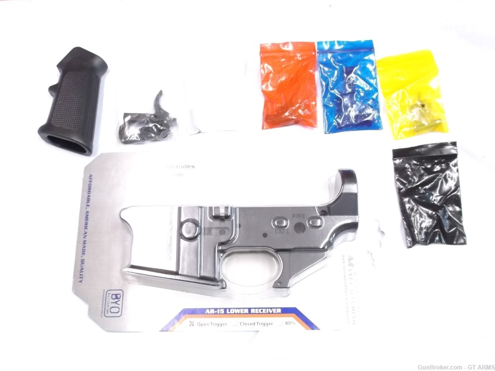AR15 LOWER & SMALL PARTS KIT, READ AUCTION. KNOW WHAT'S YOUR BUYING!-img-0