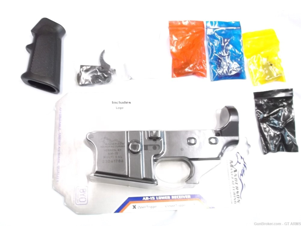 AR15 LOWER & SMALL PARTS KIT, READ AUCTION. KNOW WHAT'S YOUR BUYING!-img-1