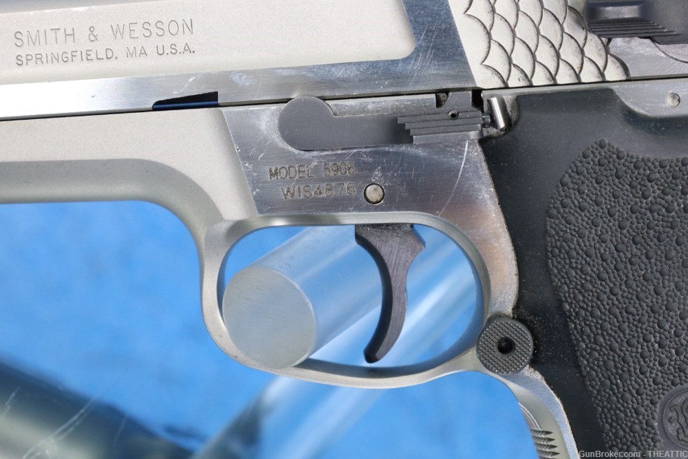 SMITH AND WESSON TARGET CHAMPION 9MM MADE FOR EUROPEAN MARKET S&W 5906-img-4