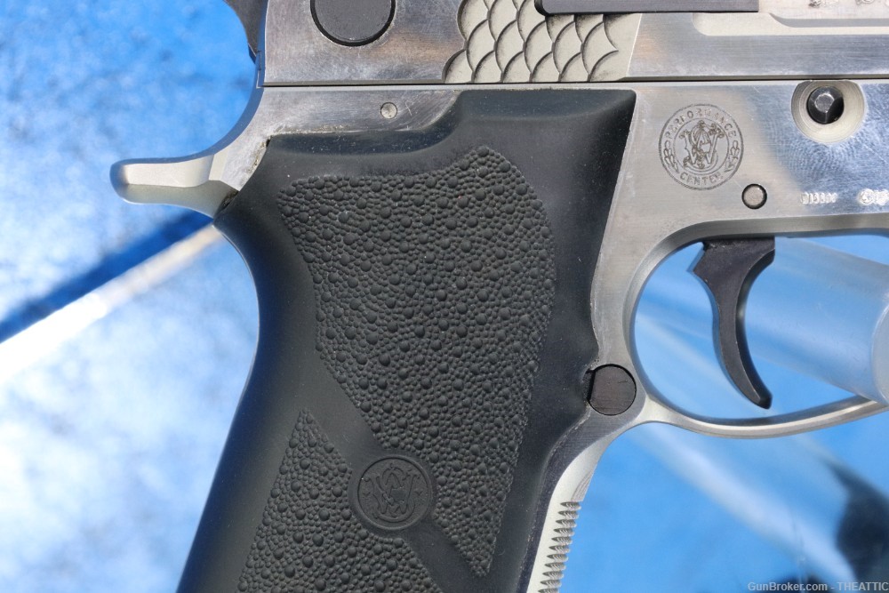 SMITH AND WESSON TARGET CHAMPION 9MM MADE FOR EUROPEAN MARKET S&W 5906-img-32